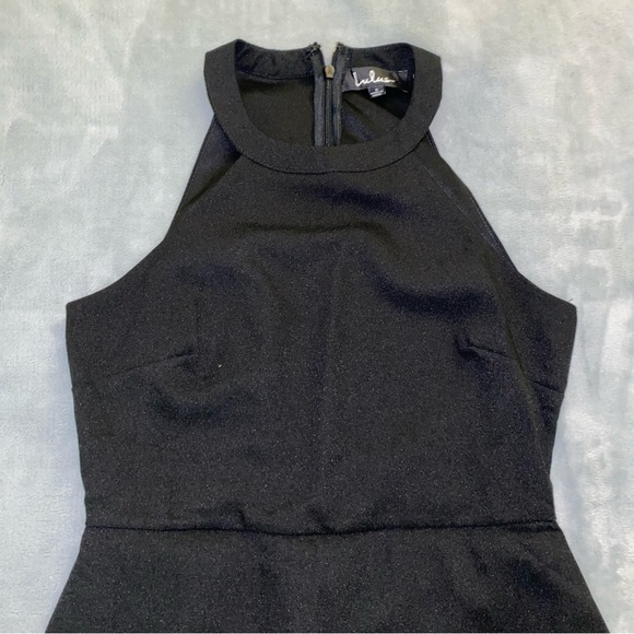 Lulu’s Scalloped Halter Dress - Picture 3 of 4